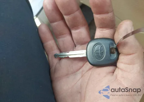 2007 Toyota Corolla Ce z USA, uszkodzony, nr VIN 2T1BR32E07C761734